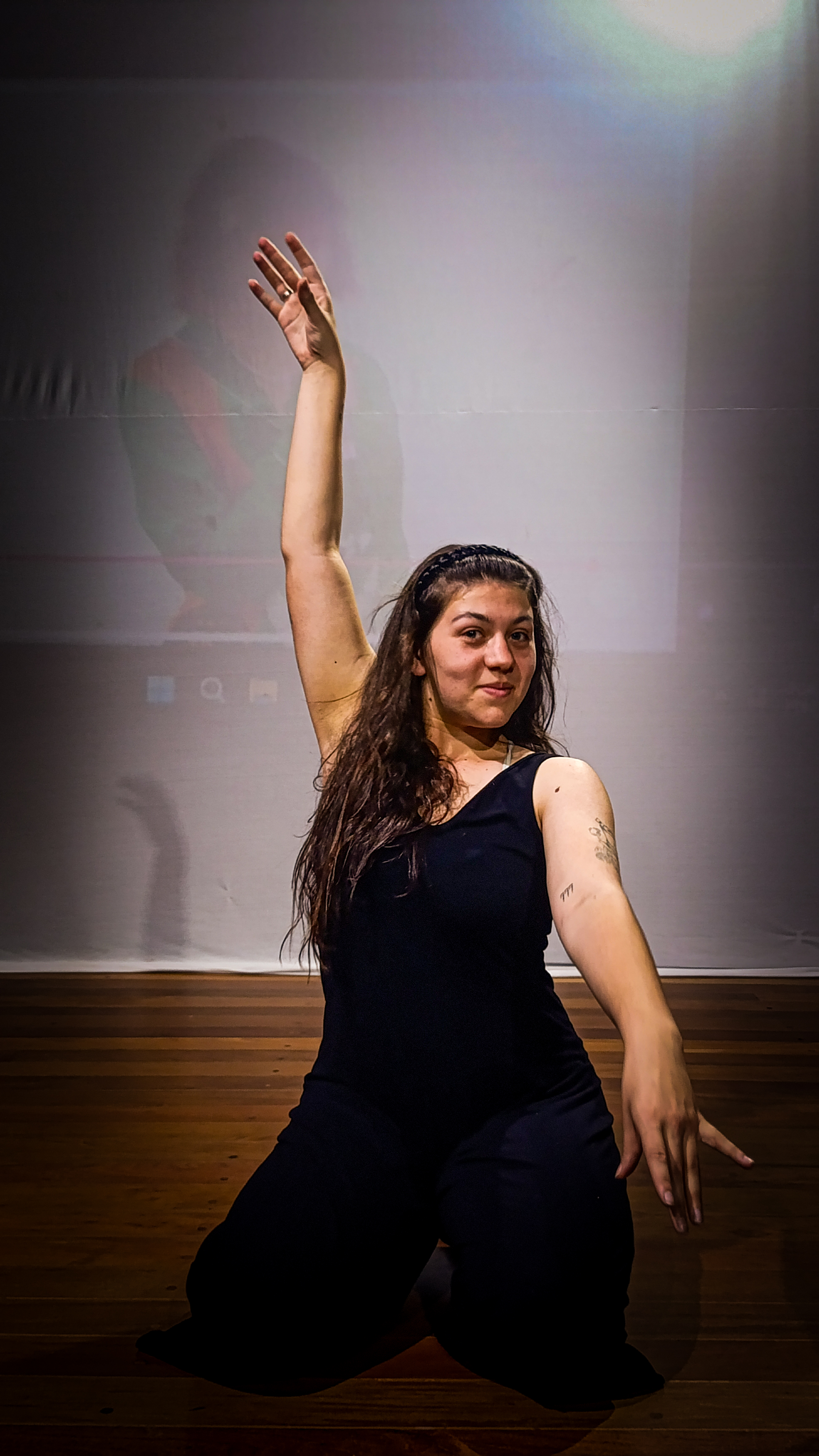 Melissa Bassan dançando